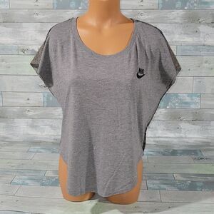 Gray Nike Shirt/Top sz Small